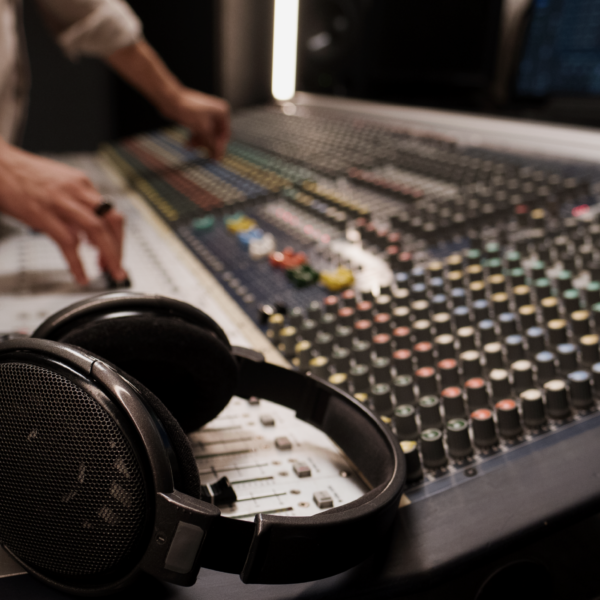 How to become an audio engineer without a degree