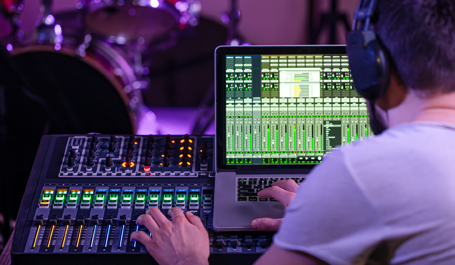 Is Audio Engineering a Good Career How to Become an Audio Engineer Pros of a Career in Audio Engineering (2)